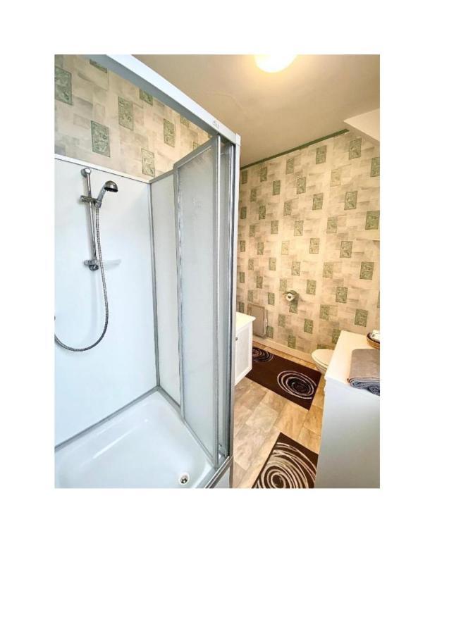 Au Paradis De La A 10m De La Apartment *